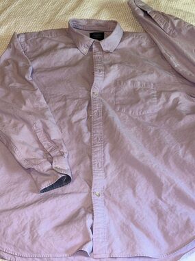 Charles Tyrwhitt Light Lilac Button-Down Shirt